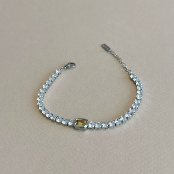 Elegant Silver and Gold Bracelet N1484 - Picture 3 of 4